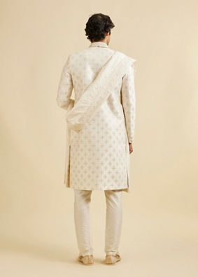 alt message - Manyavar Men Warm White Floral Self Patterned Sherwani Set image number 4